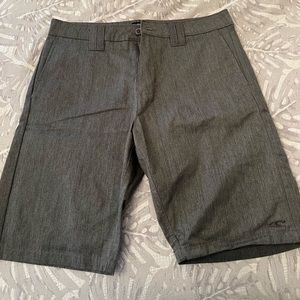 Grey O’Neill dress/ golf shorts men’s size 30